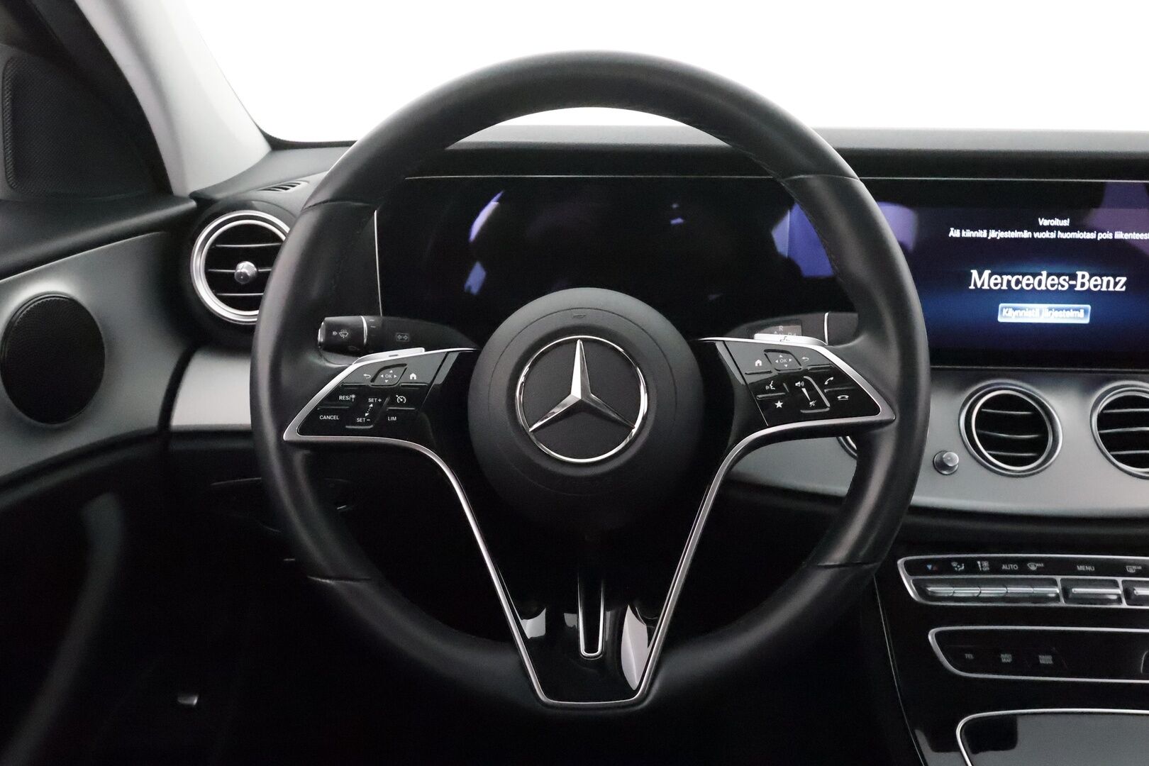 Mercedes-Benz E 2021 200 d A Pro ** 1.om Suomi-auto / Nahkasisusta / P-Kamera / Navi / TULOSSA ** - 3,99 % KORKOTARJOUS TÄHÄN AUTOON - 