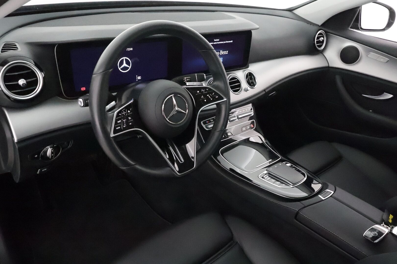 Mercedes-Benz E 2021 200 d A Pro ** 1.om Suomi-auto / Nahkasisusta / P-Kamera / Navi / TULOSSA ** - 3,99 % KORKOTARJOUS TÄHÄN AUTOON - 