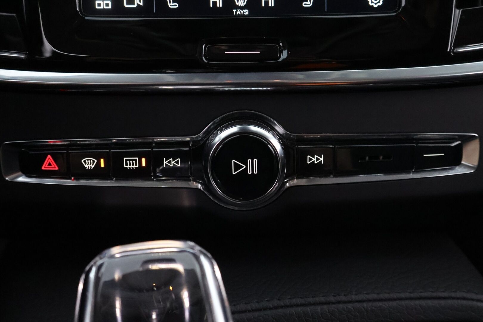Volvo V90 2022 T6 TwE AWD Business Inscription aut - 3,99 % KORKOTARJOUS TÄHÄN AUTOON - Suomiauto / Webasto / Adapt.Vakkari / Nahkasisusta / Vetokoukku / Peruutuskamera / Merkkihuollot / Apple&Android / Huippuvarusteet!