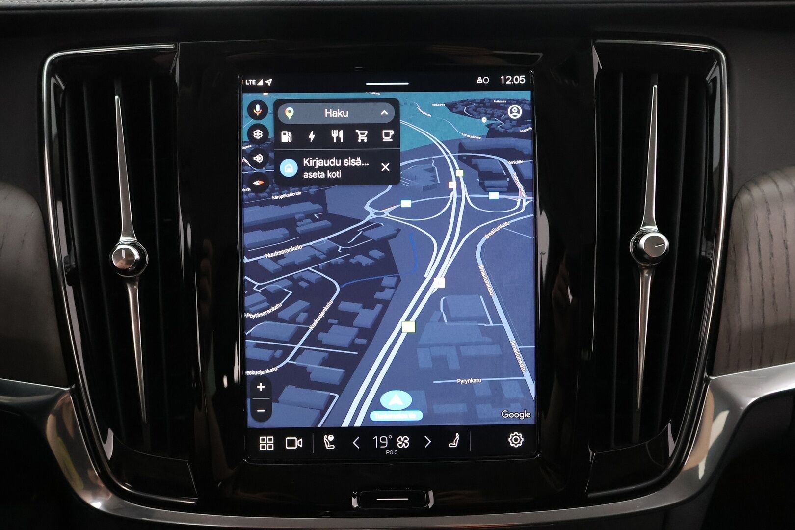 Volvo V90 2022 T6 TwE AWD Business Inscription aut - 3,99 % KORKOTARJOUS TÄHÄN AUTOON - Suomiauto / Webasto / Adapt.Vakkari / Nahkasisusta / Vetokoukku / Peruutuskamera / Merkkihuollot / Apple&Android / Huippuvarusteet!