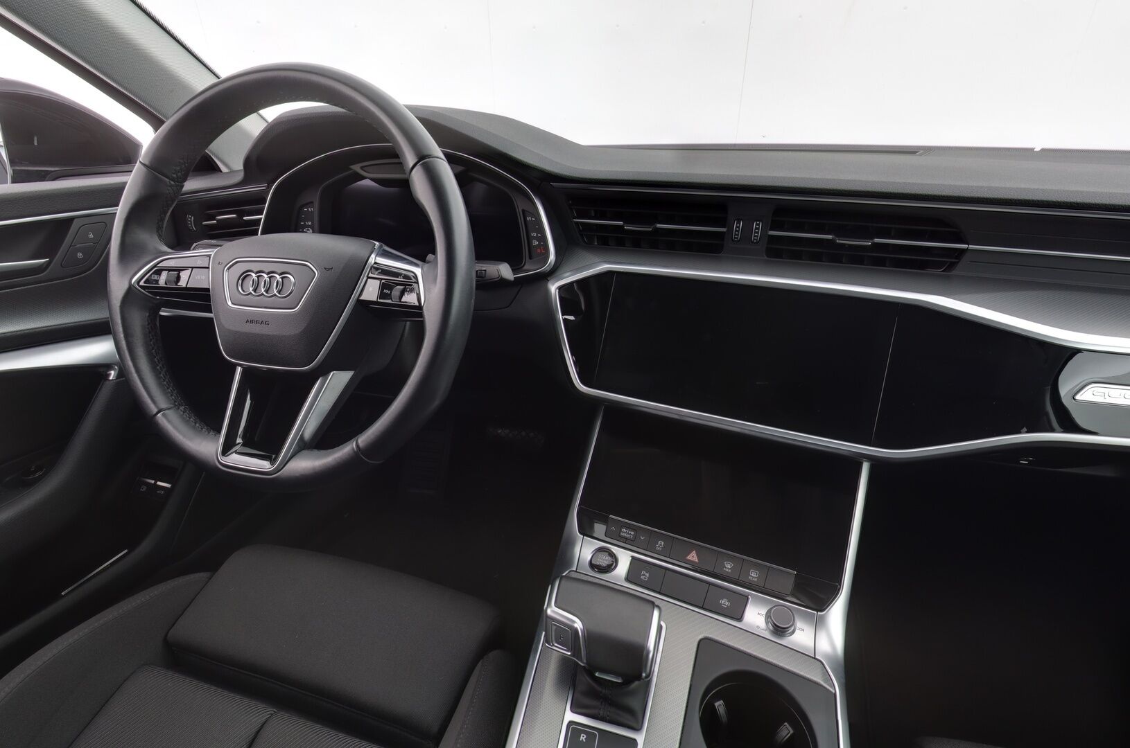 Audi A6 2021 50 TFSI e Business Sport - 3,99 % KORKOTARJOUS TÄHÄN AUTOON - 1.Om Suomi-auto / Adapt.Vakkari / Sport-penkit / P.kamera / Navi / Koukku
