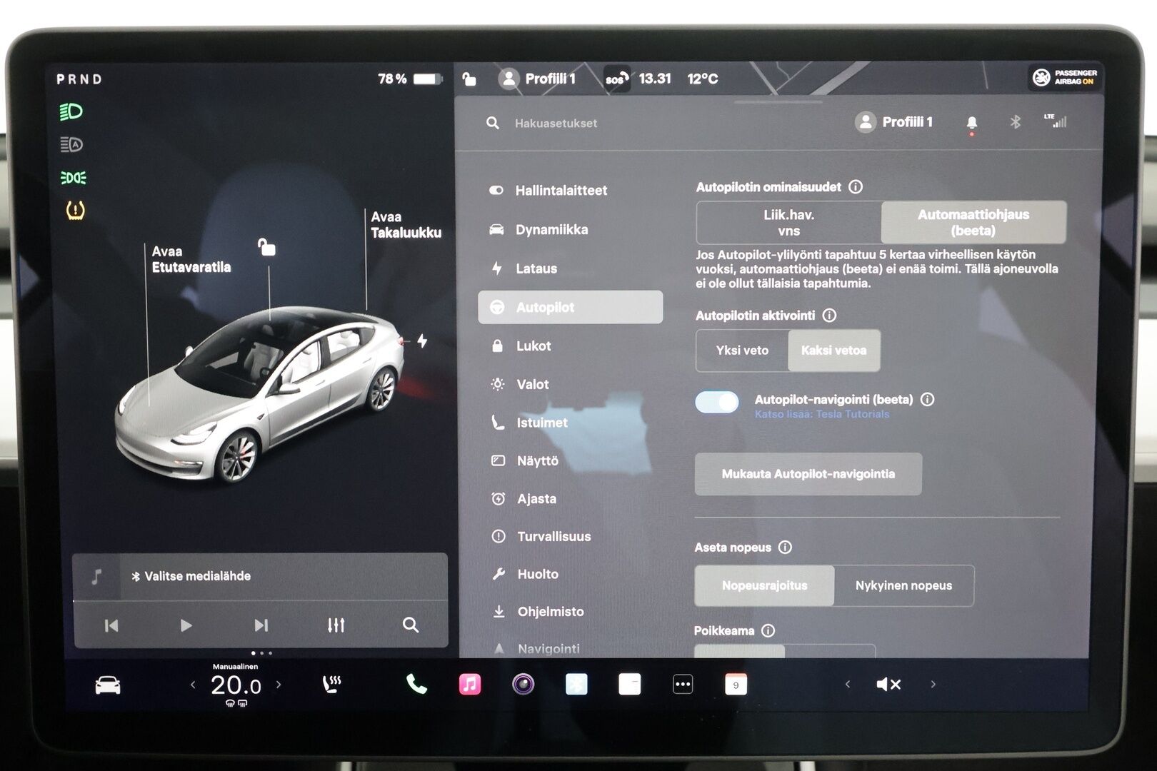 Tesla Model 3 2020 Performance AWD * EAP / Lasikatto / LED / ACC / P.kamera / Muistipenkki / Premium Audio * - Akku kuntotarkastettu / 2x Latauskaapelit