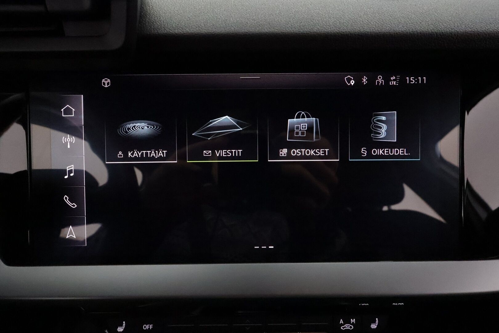 Audi A3 2021 Sedan Business 30 TFSI 81kW MHEV S tronic **Webasto / ACC / LED / P.Tutka / Navi / Kaistavahti** - 1-om Suomi-auto / Kahdet Renkaat - HULLUT JOULUT KORKOTARJOUS 2,49% 