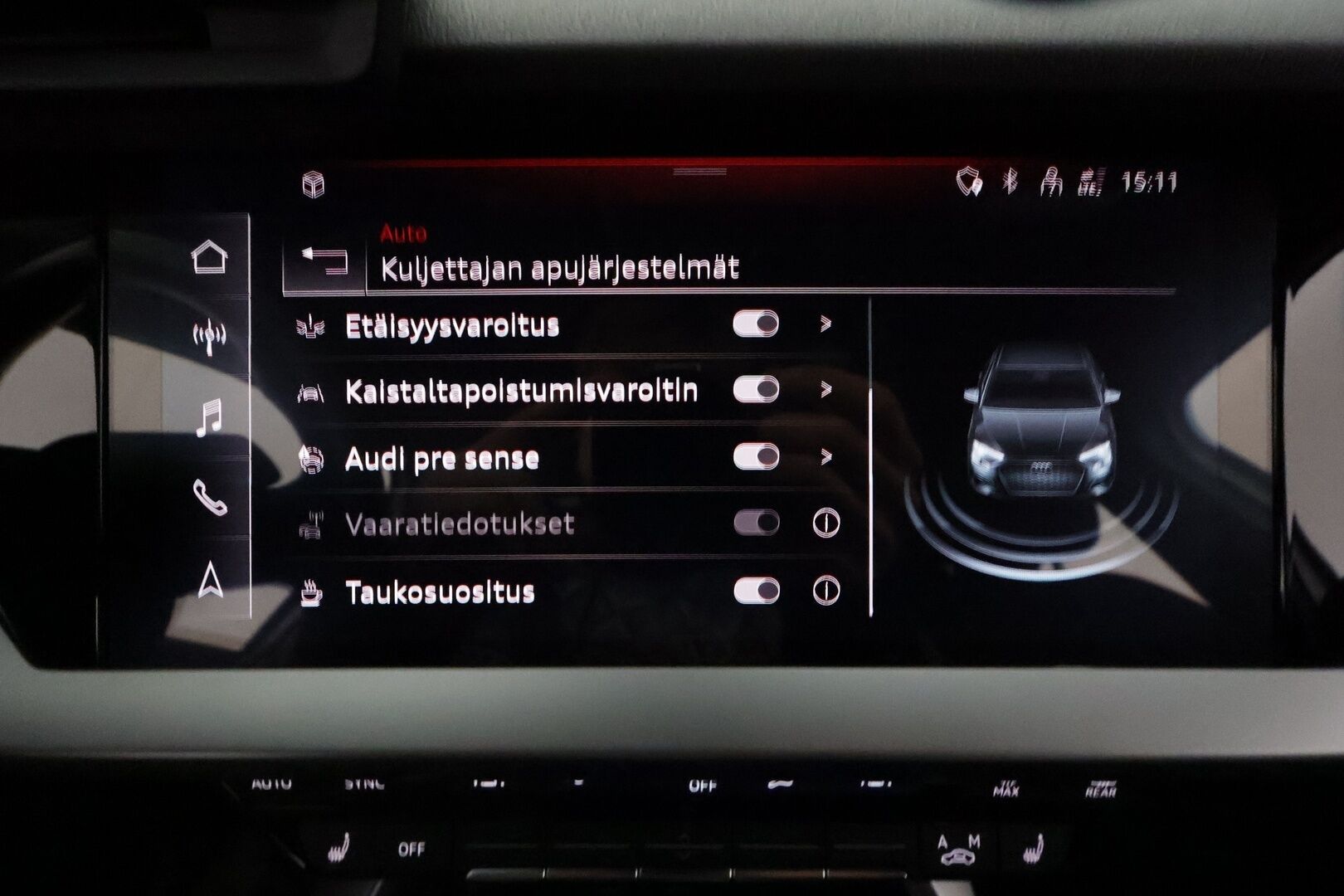 Audi A3 2021 Sedan Business 30 TFSI 81kW MHEV S tronic **Webasto / ACC / LED / P.Tutka / Navi / Kaistavahti** - 1-om Suomi-auto / Kahdet Renkaat