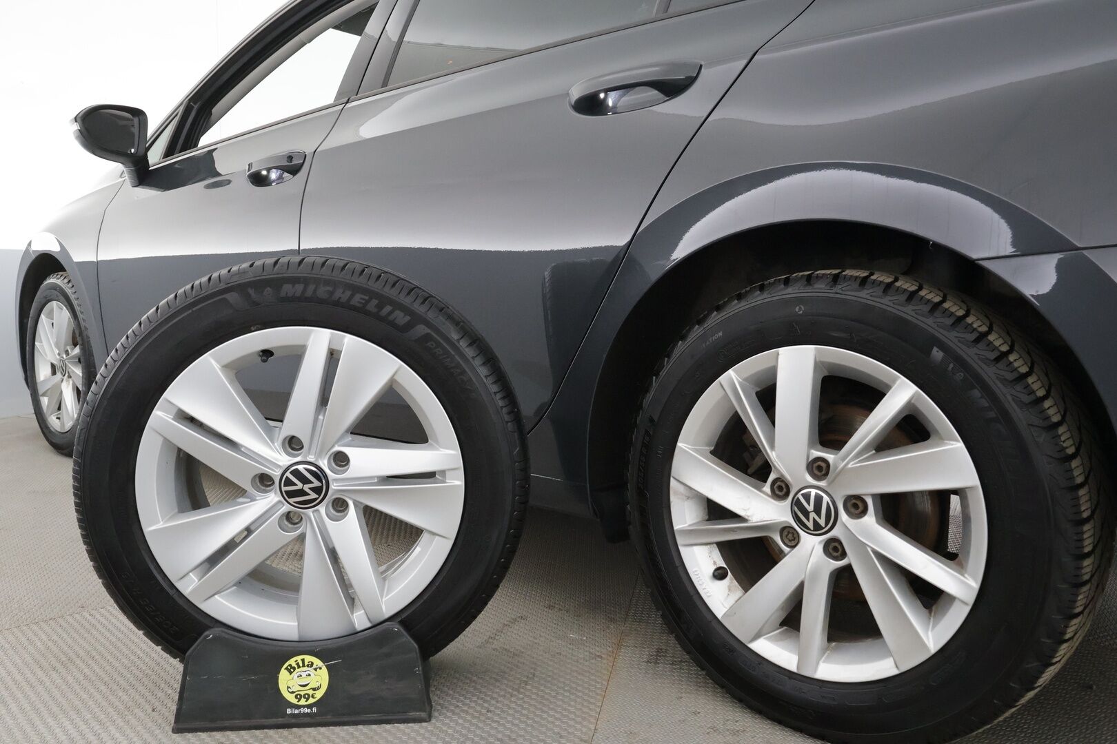 Volkswagen Golf 2021 Variant 1.0 TSi 81 kW * Webasto / ACC / Matrix-LED / P.Tutkat / Kaistavahti / Digimittaristo * - Merkkihuollot / Kahdet renkaat aluvanteilla / 1-om Suomi-auto