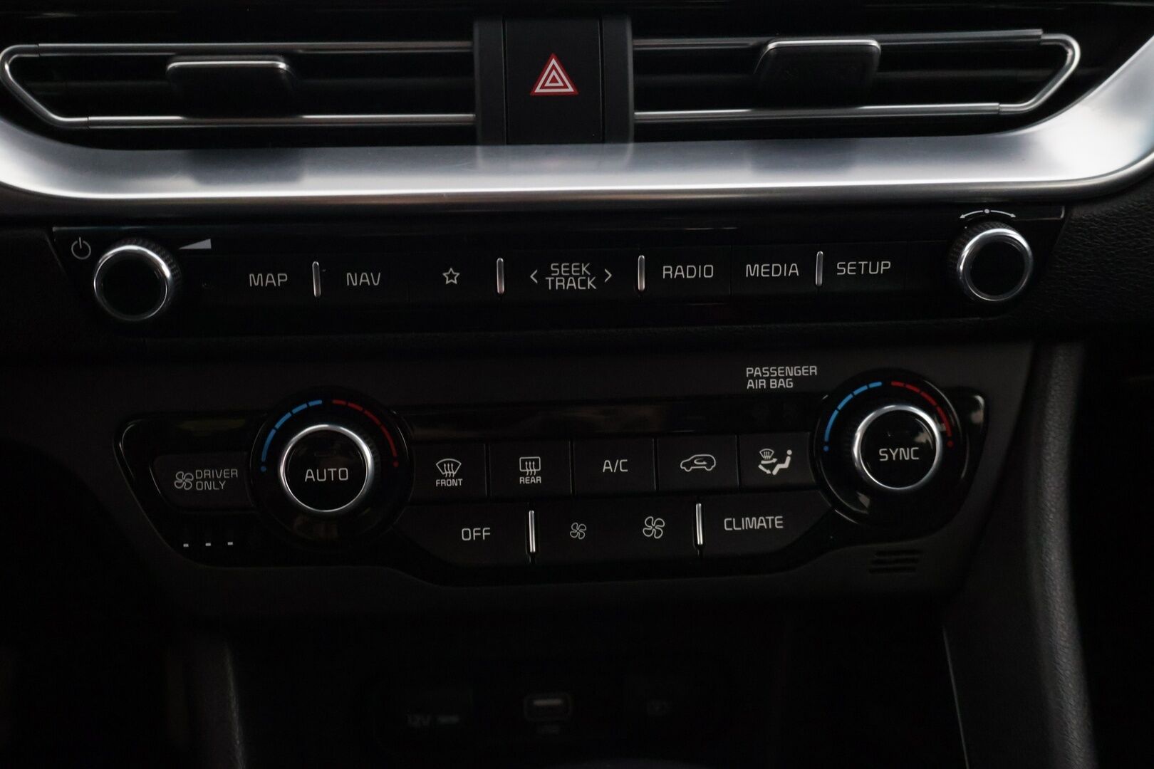 KIA NIRO 2020 1,6 GDI PHEV Advanced Plus *BLIS / Metalliväri  / Adapt. vakkari / Navi / Keyless / Nahat / Apple&Android / P.kamera *