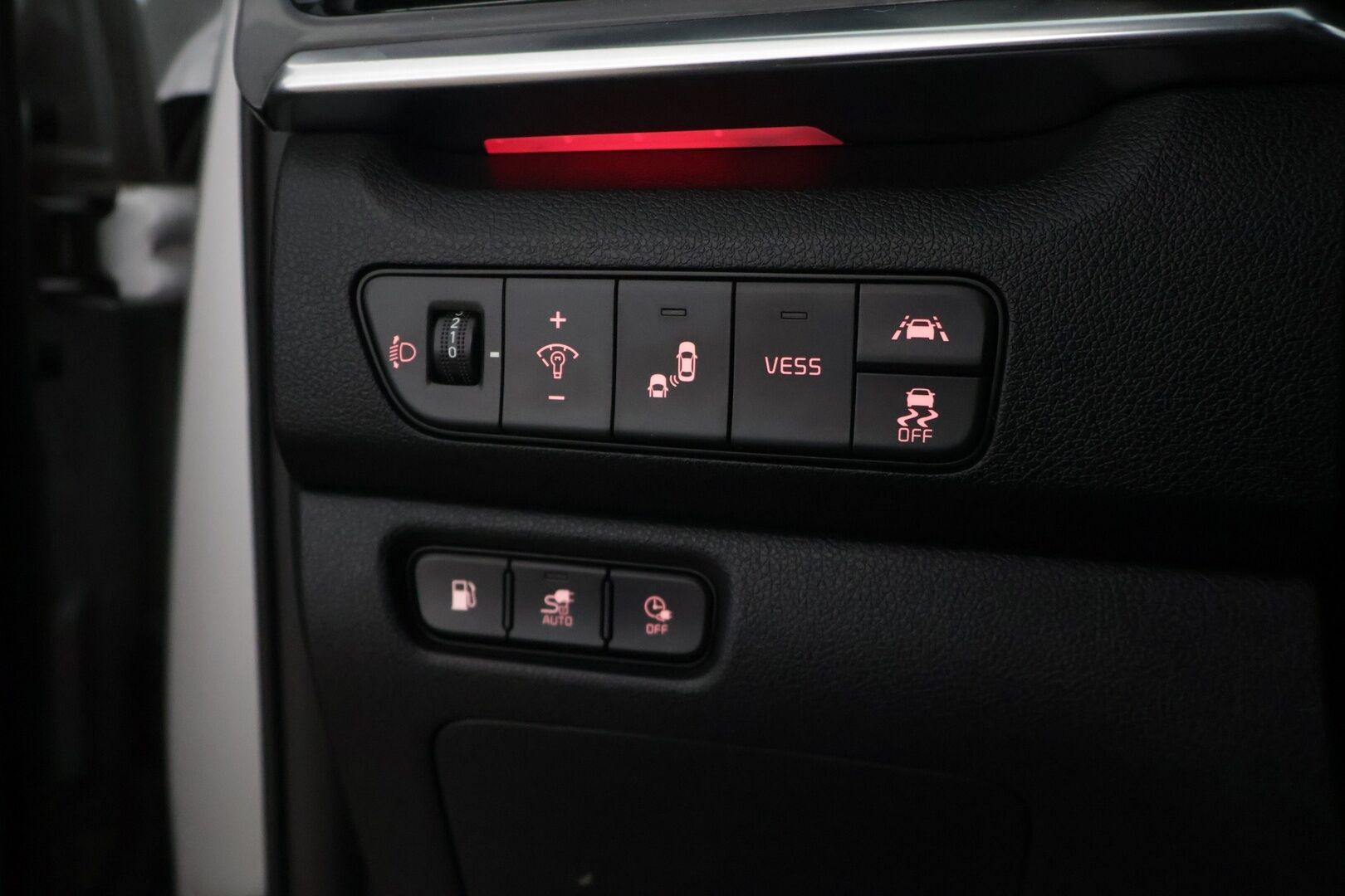 KIA NIRO 2020 1,6 GDI PHEV Advanced Plus *BLIS / Metalliväri  / Adapt. vakkari / Navi / Keyless / Nahat / Apple&Android / P.kamera *