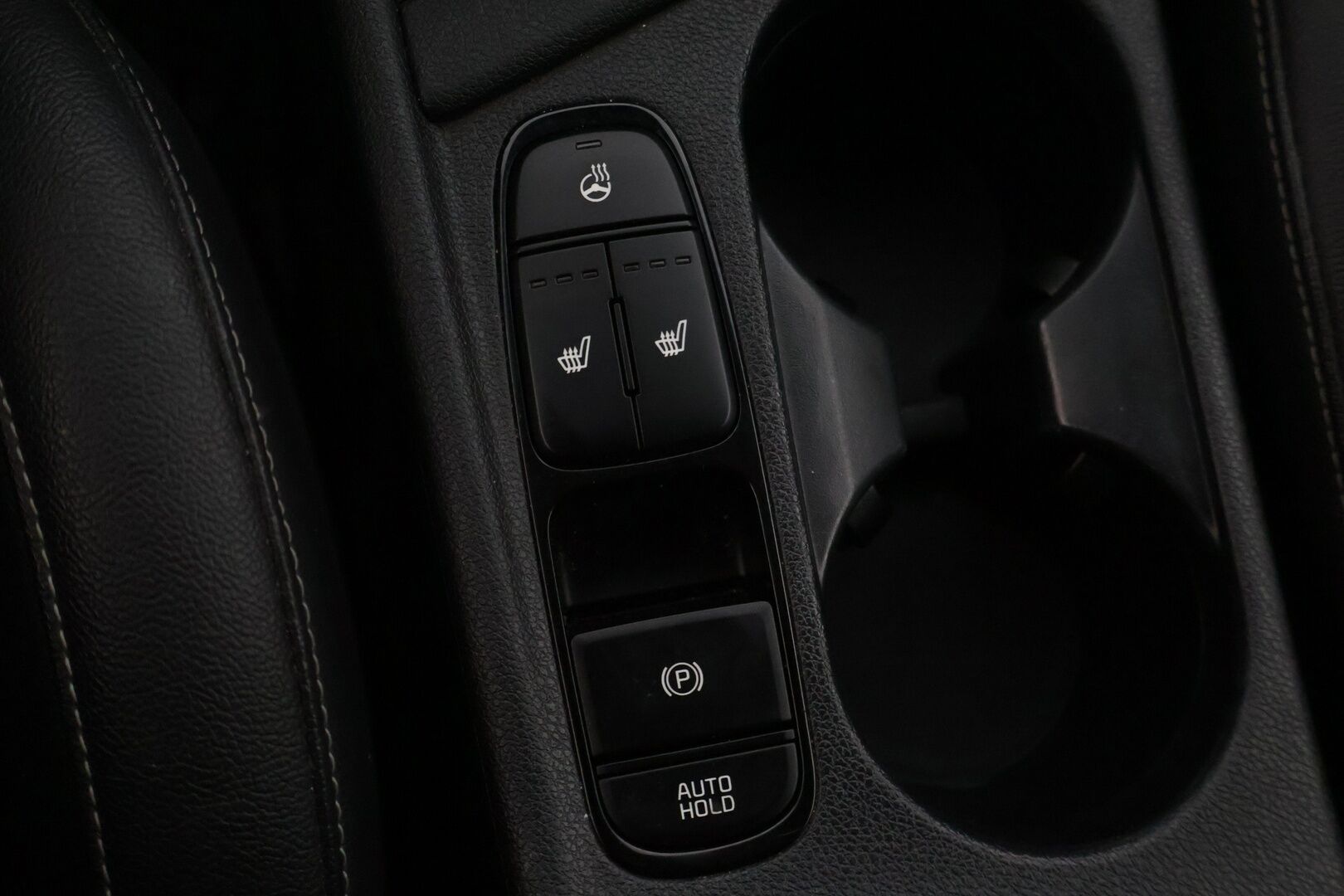 KIA NIRO 2020 1,6 GDI PHEV Advanced Plus *BLIS / Metalliväri  / Adapt. vakkari / Navi / Keyless / Nahat / Apple&Android / P.kamera *