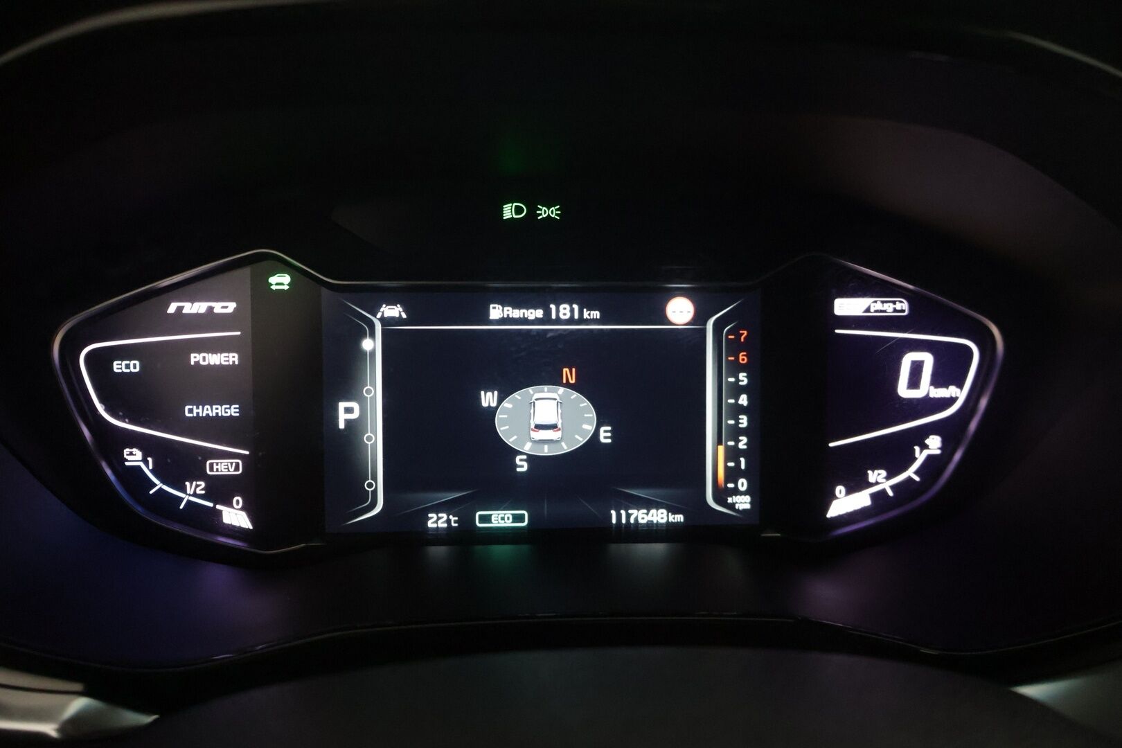 KIA NIRO 2020 1,6 GDI PHEV Advanced Plus *BLIS / Metalliväri  / Adapt. vakkari / Navi / Keyless / Nahat / Apple&Android / P.kamera *