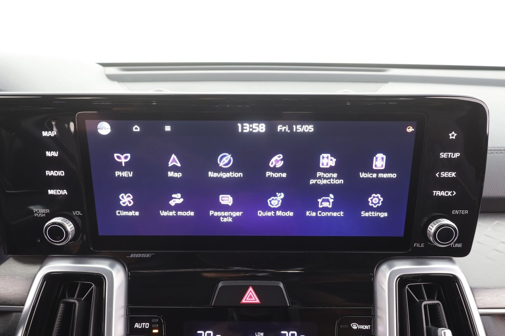 Kia Sorento 2021 1,6 T-GDI Plug-in Hybrid AWD Business Luxury AT 5P - | ACC | HUD | Bose | Ilmastoidut nahat | LED | Navi | Muistipenkki | 360° | Ratinlämmitin | Keyless | Sähköluukku | Apple&Android | Kahdet renkaat aluvanteilla | Merkkihuollettu | 