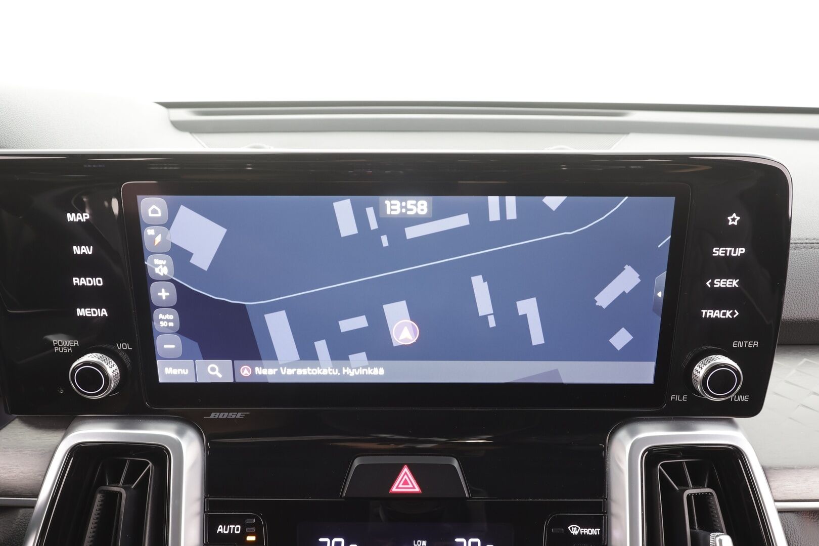 Kia Sorento 2021 1,6 T-GDI Plug-in Hybrid AWD Business Luxury AT 5P - | ACC | HUD | Bose | Ilmastoidut nahat | LED | Navi | Muistipenkki | 360° | Ratinlämmitin | Keyless | Sähköluukku | Apple&Android | Kahdet renkaat aluvanteilla | Merkkihuollettu | 