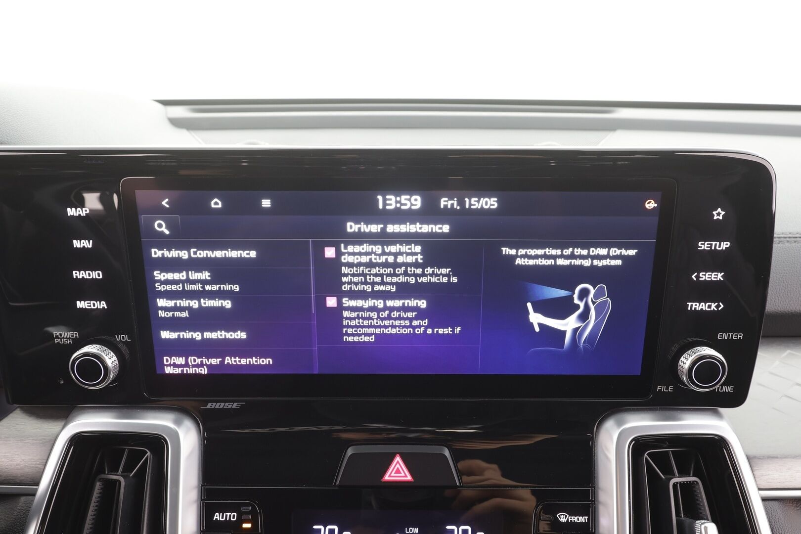 Kia Sorento 2021 1,6 T-GDI Plug-in Hybrid AWD Business Luxury AT 5P - | ACC | HUD | Bose | Ilmastoidut nahat | LED | Navi | Muistipenkki | 360° | Ratinlämmitin | Keyless | Sähköluukku | Apple&Android | Kahdet renkaat aluvanteilla | Merkkihuollettu | 