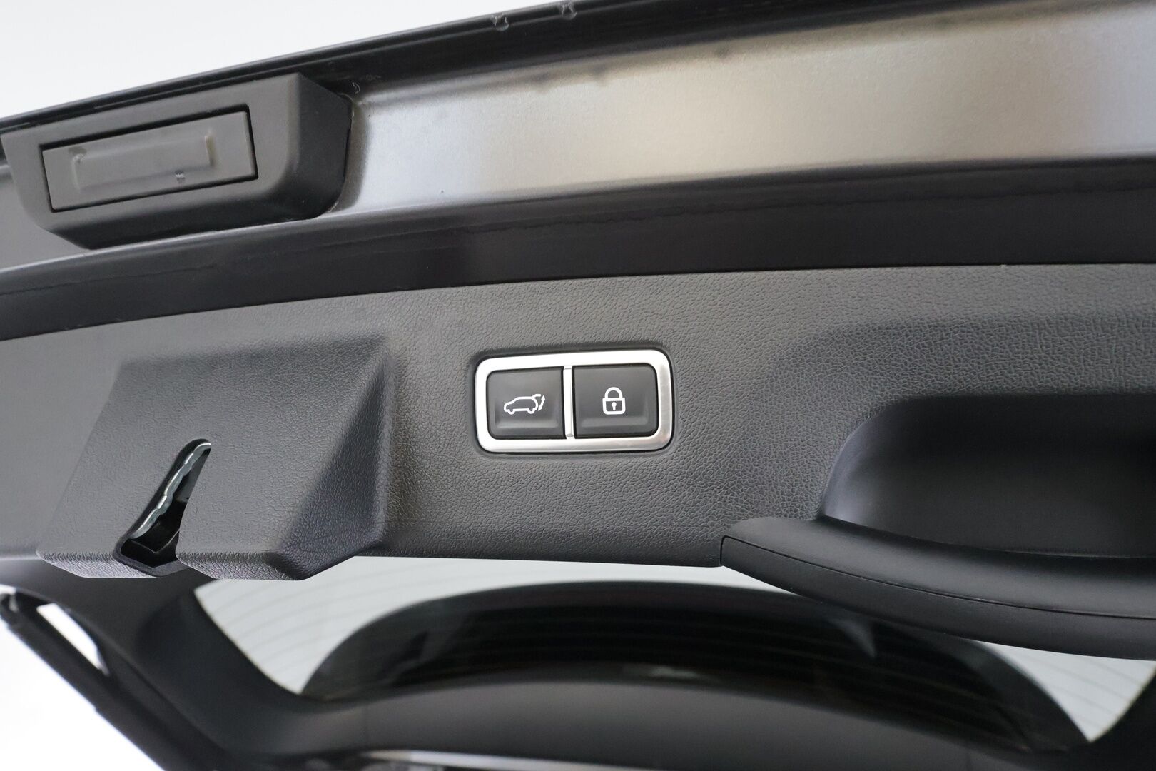 Kia Sorento 2021 1,6 T-GDI Plug-in Hybrid AWD Business Luxury AT 5P - | ACC | HUD | Bose | Ilmastoidut nahat | LED | Navi | Muistipenkki | 360° | Ratinlämmitin | Keyless | Sähköluukku | Apple&Android | Kahdet renkaat aluvanteilla | Merkkihuollettu | 