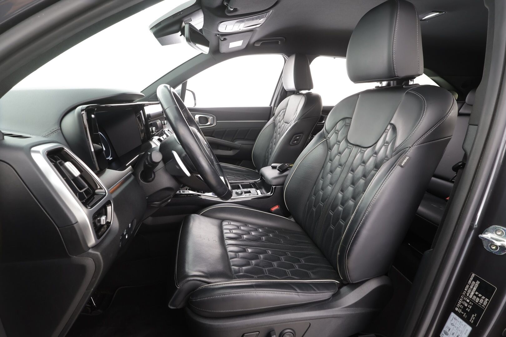 Kia Sorento 2021 1,6 T-GDI Plug-in Hybrid AWD Business Luxury AT 5P - | ACC | HUD | Bose | Ilmastoidut nahat | LED | Navi | Muistipenkki | 360° | Ratinlämmitin | Keyless | Sähköluukku | Apple&Android | Kahdet renkaat aluvanteilla | Merkkihuollettu | 