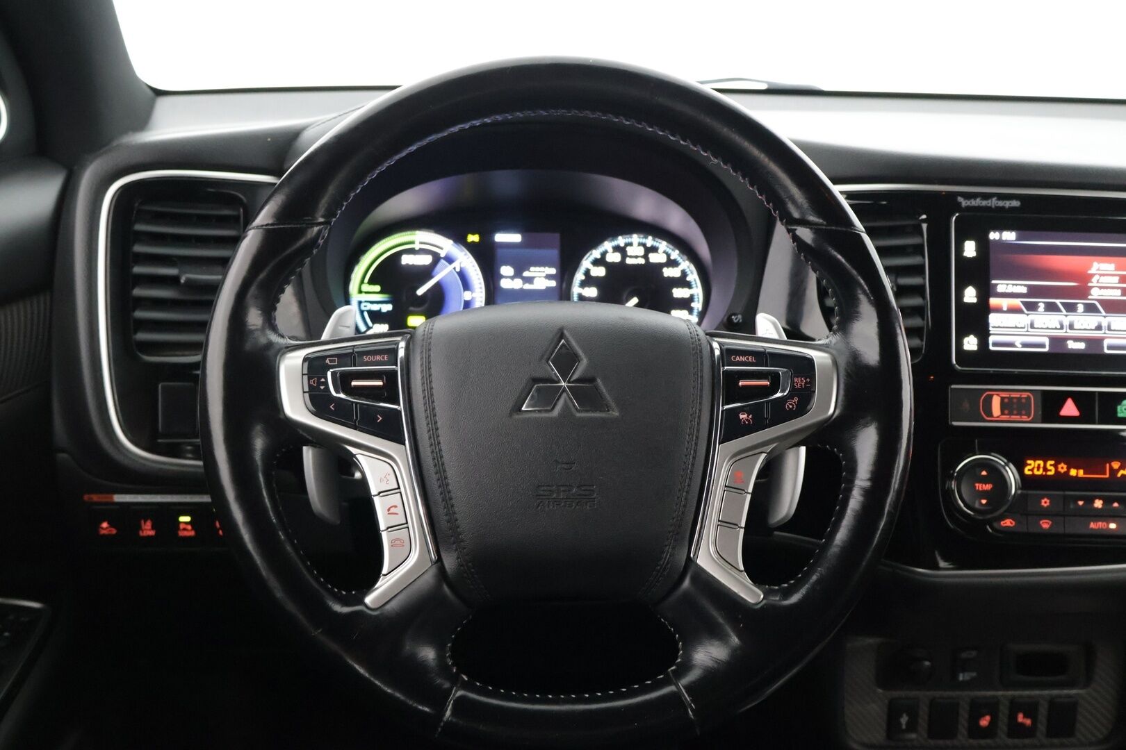 Mitsubishi Outlander PHEV 2019 Instyle Business 4WD 5P - *ACC | Vetokoukku | 360 Kamera | BLIS | Rockford | KeyLess | Ratinlämmitin | 2x Renkaat*