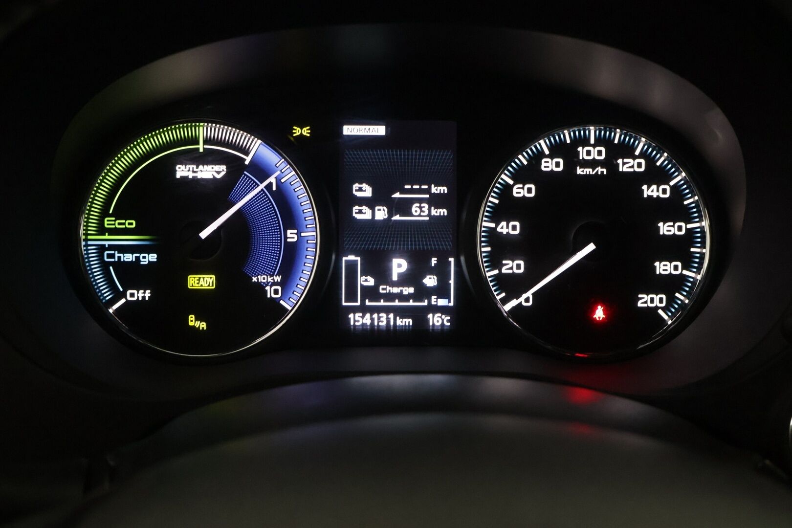 Mitsubishi Outlander PHEV 2019 Instyle Business 4WD 5P * ACC / Vetokoukku / 360 Kamera / BLIS / Rockford / KeyLess / Ratinlämmitin* - *2x Renkaat*