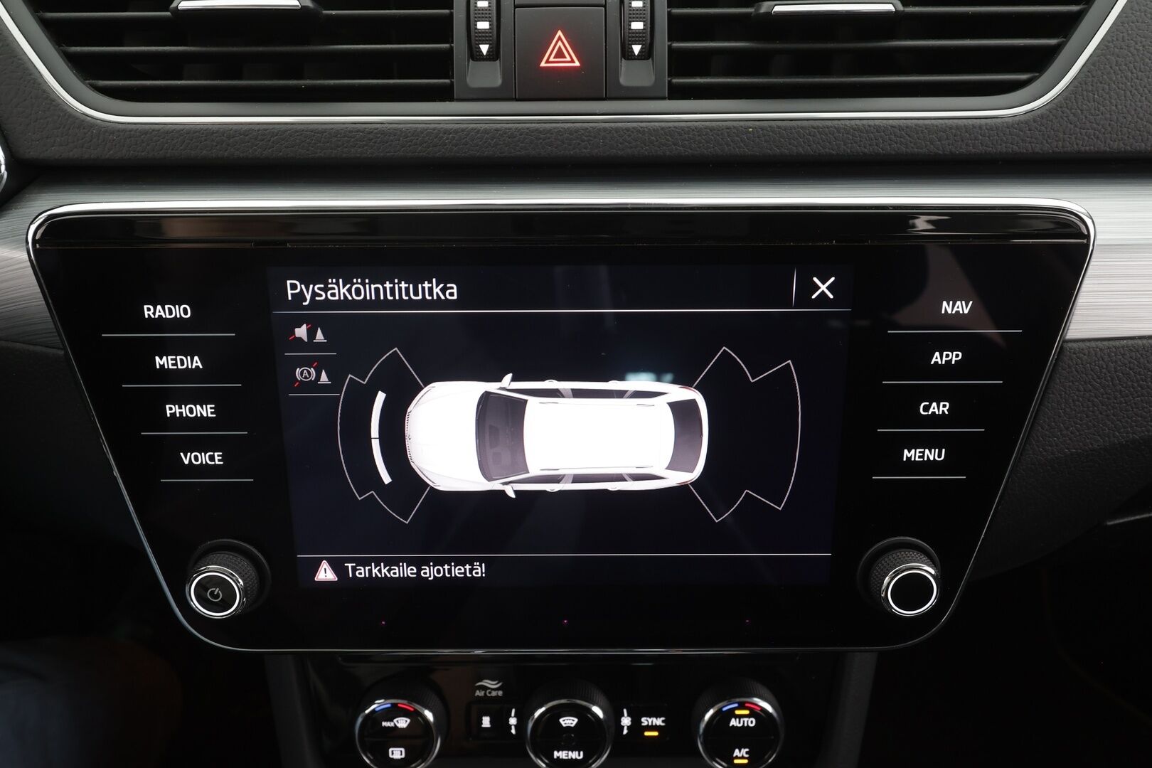 Skoda Superb 2022 Combi 1.5 TSI ACT Ambition DSG - | ACC | Webasto | Koukku | P.Kamera | LED | Keyless | Apple&Android | 1.Om Suomi-auto | Kahdet Renkaat |