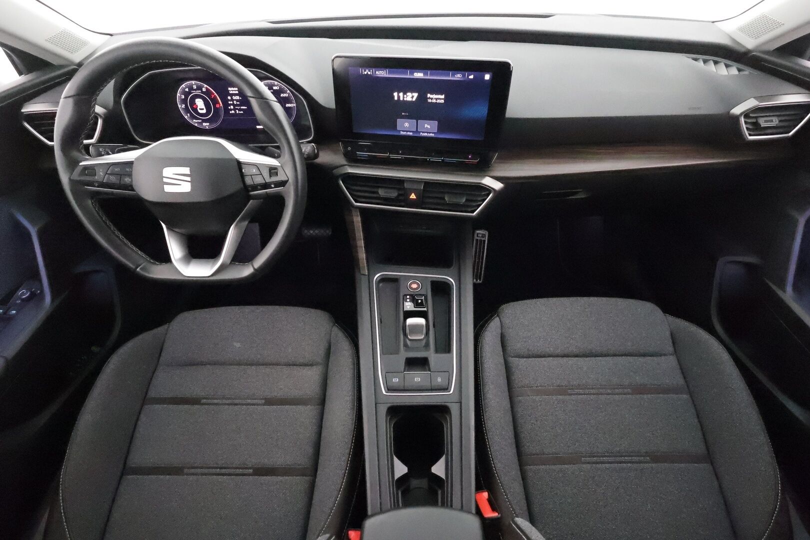 Seat Leon 2022 1,5 eTSI 150 Hybrid Xcellence **1.Om Suomi-auto / Adapt.Vakkari / P.Kamera / LED-valot / Navi / Kaistavahti** - 3-Alueinen AC / Digimittaristo / Sisätilanlämmitin / KeylessGO