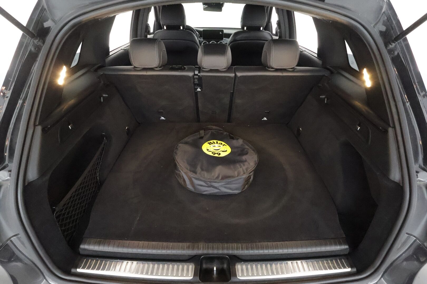 Mercedes-Benz GLC 2020 300 e 4MATIC A Business EQ Power AMG * Vakkari / Burmester / P.Kamera / Sporttipenkit / Multibeam / Digimittaristo / Keyless * - Kahdet renkaat aluvanteilla - HULLUT AVAJAISHULINAT KORKOTARJOUS 3,29 %