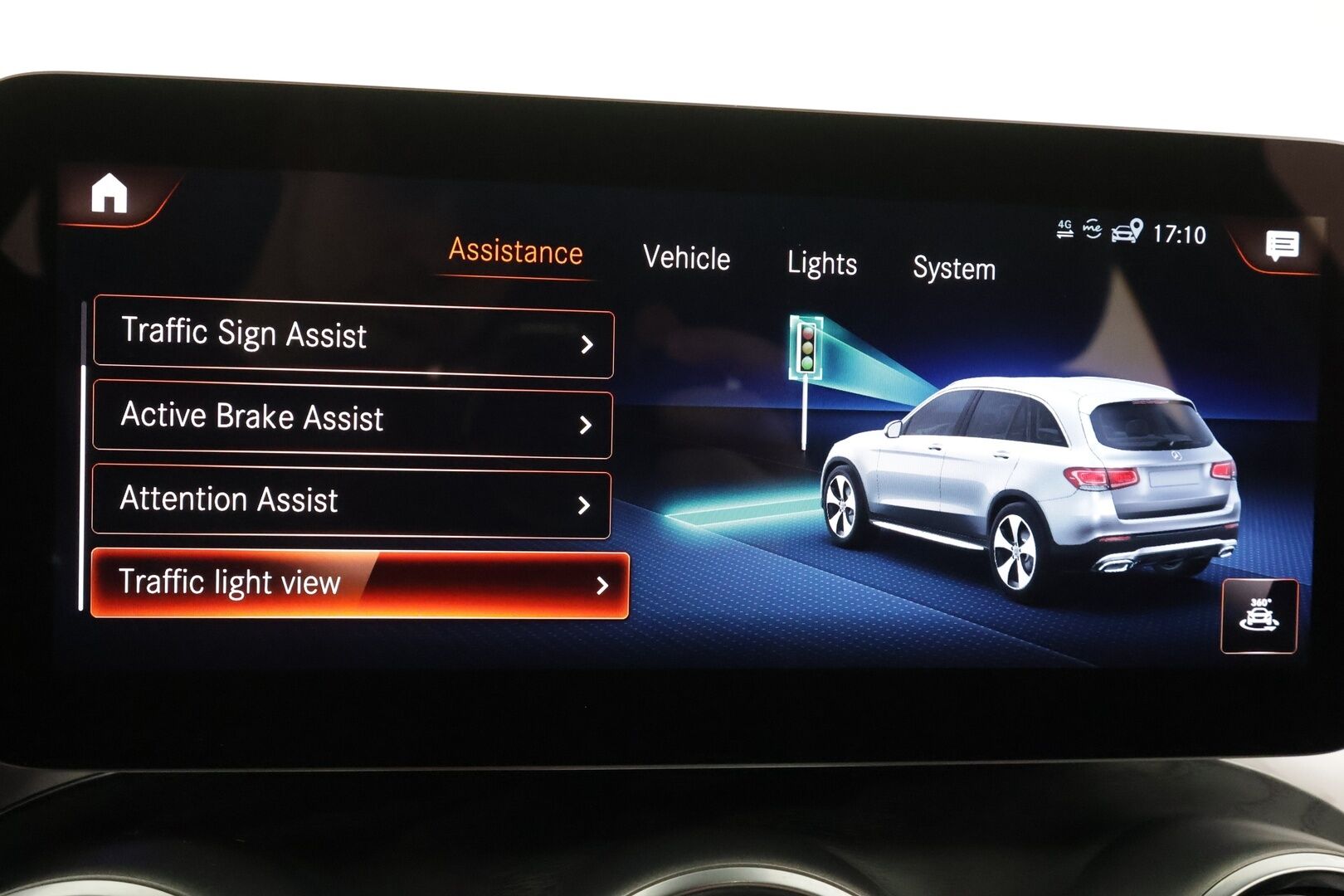 Mercedes-Benz GLC 2020 300 e 4MATIC A Business EQ Power AMG * Vakkari / Burmester / P.Kamera / Sporttipenkit / Multibeam / Digimittaristo / Keyless * - Kahdet renkaat aluvanteilla - HULLUT AVAJAISHULINAT KORKOTARJOUS 3,29 %