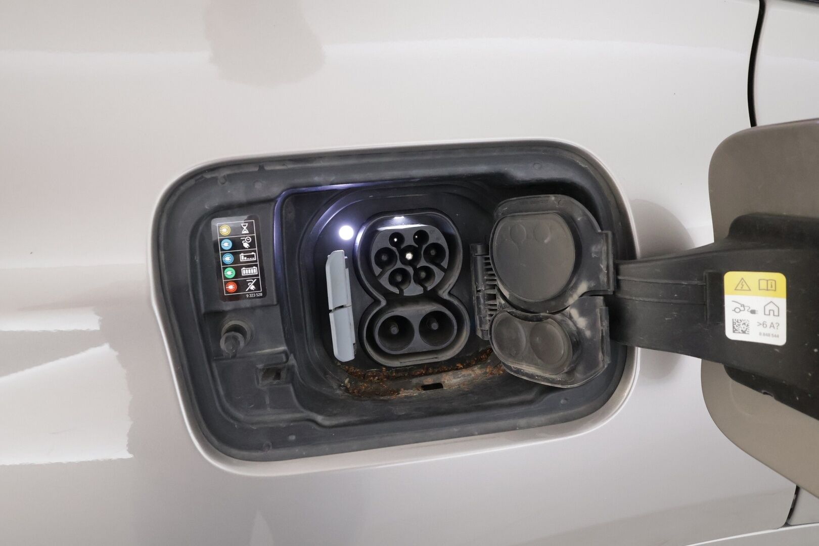 BMW iX3 2022 G08 M Sport Charged Plus * ACC / HUD / H&K / Koukku / Muistipenkki / Adapt.LED / Panorama / 360° / Comfort Access * - Akuston esilämmitys / Suomi-auto / Kahdet renkaat aluvanteilla / Huippuvarusteet - HULLUT AVAJAISHULINAT KORKOTARJOUS 3,29 %