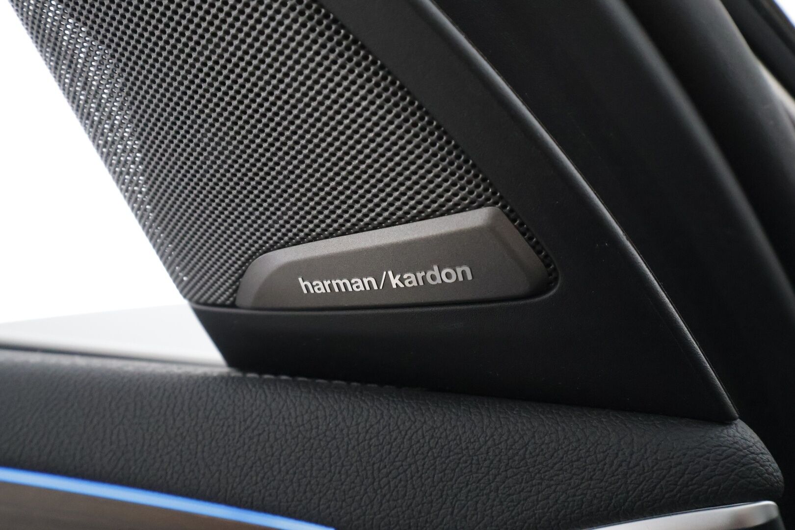 BMW iX3 2022 G08 M Sport Charged Plus - | ACC | HUD | H&K | Koukku | Muistipenkki | Adapt.LED | Panorama | 360°-Kamera | Comfort Access |