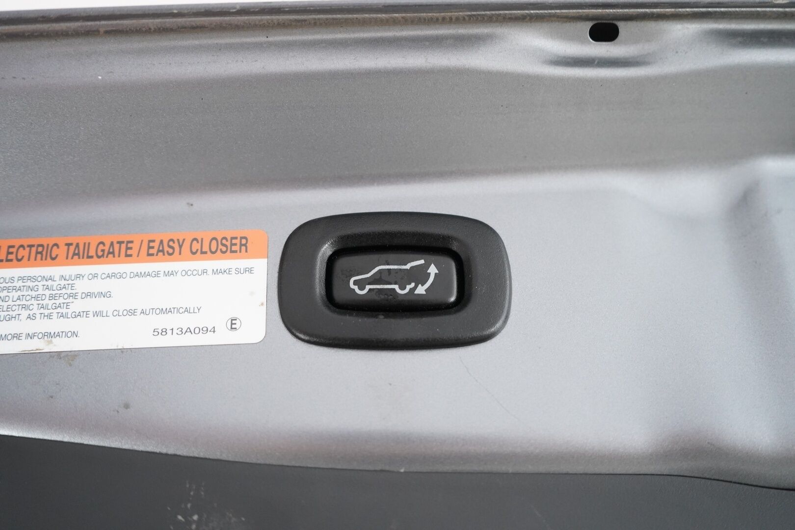 Mitsubishi OUTLANDER PHEV 2017 Instyle Navi 4WD 5P *Remote Climate Control / Koukku / 360° Kamera / Adapt. Vakkari / Blis / Nahkasisusta / Rockford / Navi / LED / Ratin Lämmitin / Lämmi. Tuulilasi* - SOH 90% / Kahdet renkaat alumiinivanteilla / Säntilliset huollot