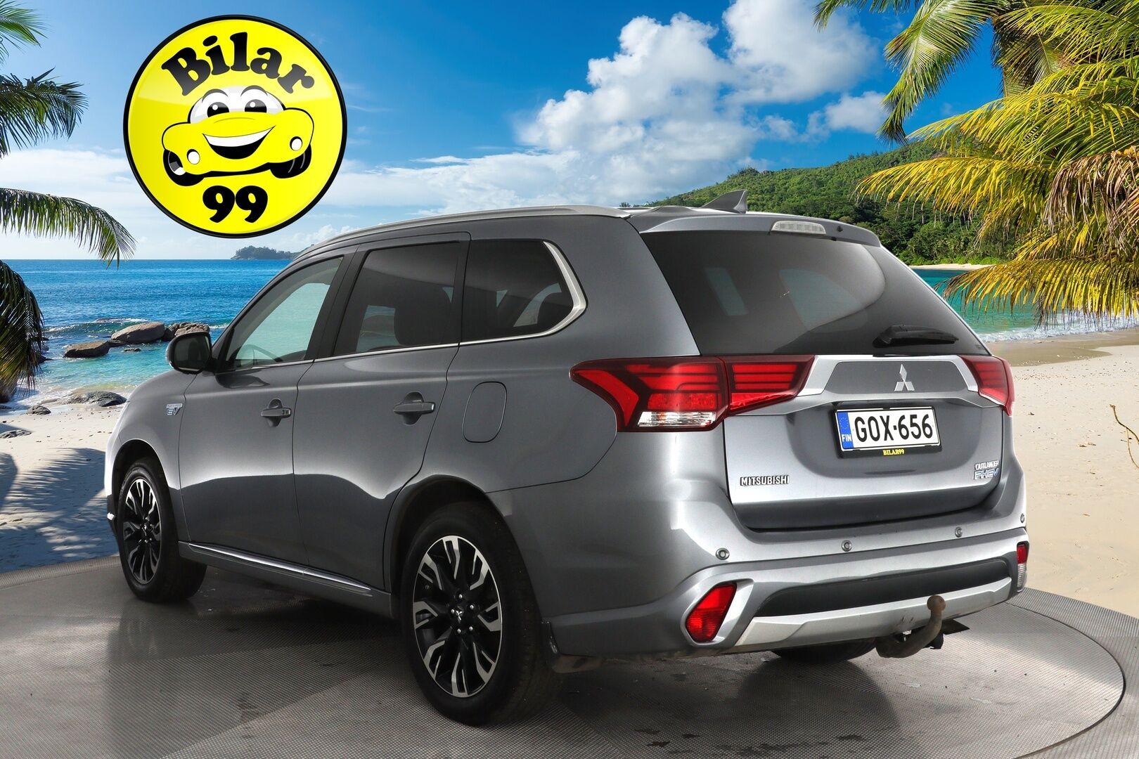 Mitsubishi OUTLANDER PHEV 2017 Instyle Navi 4WD 5P *Remote Climate Control / Koukku / 360° Kamera / Adapt. Vakkari / Blis / Nahkasisusta / Rockford / Navi / LED / Ratin Lämmitin / Lämmi. Tuulilasi* - SOH 90% / Kahdet renkaat alumiinivanteilla / Säntilliset huollot