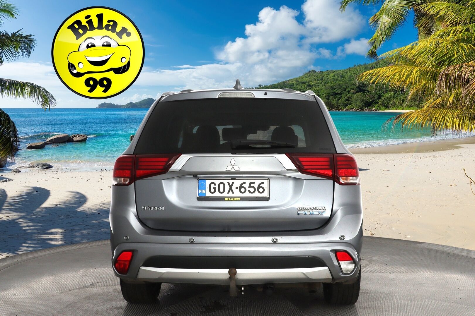 Mitsubishi OUTLANDER PHEV 2017 Instyle Navi 4WD 5P *Remote Climate Control / Koukku / 360° Kamera / Adapt. Vakkari / Blis / Nahkasisusta / Rockford / Navi / LED / Ratin Lämmitin / Lämmi. Tuulilasi* - SOH 90% / Kahdet renkaat alumiinivanteilla / Säntilliset huollot