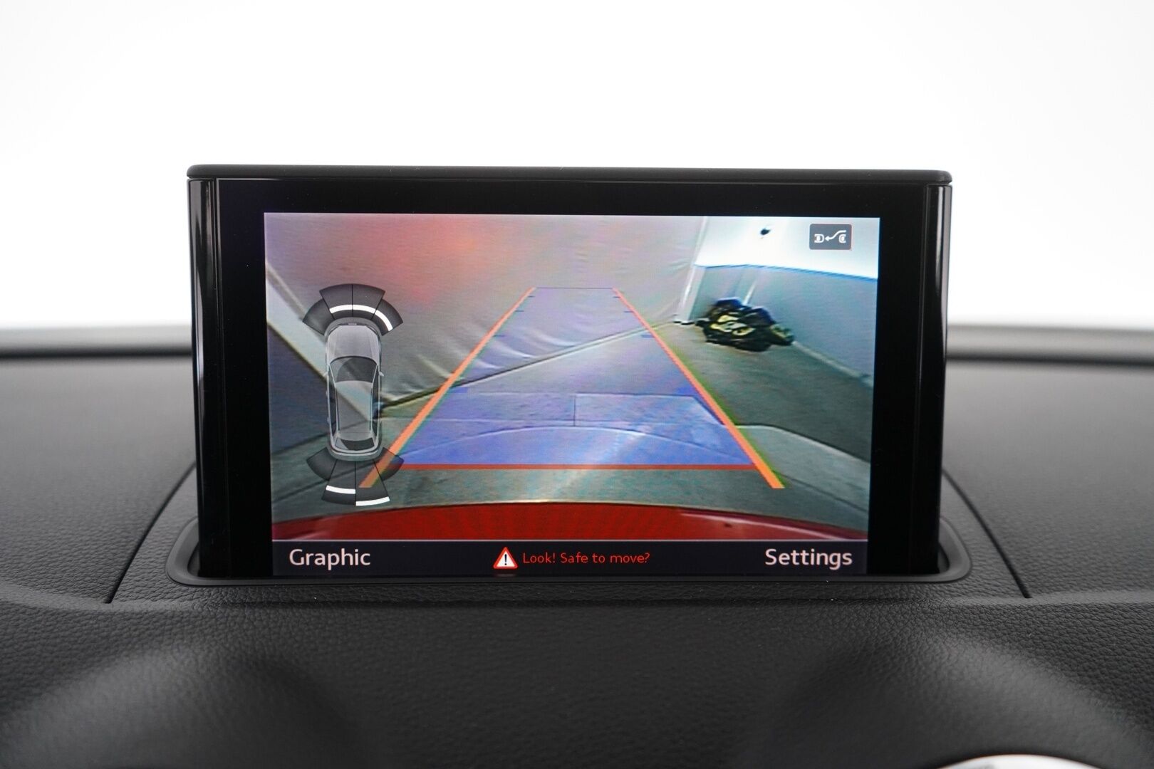 Audi A3 2015 Sportback Business Sport 1,4 TFSI e-tron S tronic *Panorama / Bang&Olufsen / Sport-penkit / Kamera / Nahat* - KATSO KAMPANJAHINTA! / Kahdet vanteet / Juuri katsastettu ja huollettu / Jakopää tehty 2023 - Osta nyt, maksa vasta ensi vuonna