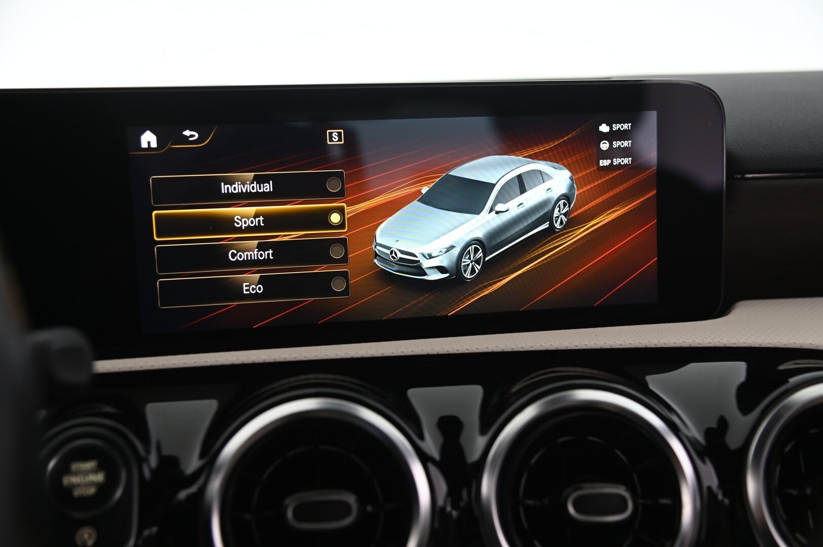 Mercedes-Benz A 2022 200 d 4MATIC A sedan Business - DTR+ | Peruutuskamera | Vetokoukku | Multibeam-LED | Suomi-auto | 2x renkaat&alumiinivanteet