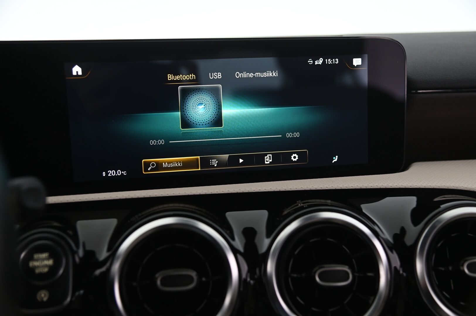Mercedes-Benz A 2022 200 d 4MATIC A sedan Business - DTR+ | Peruutuskamera | Vetokoukku | Multibeam-LED | Suomi-auto | 2x renkaat&alumiinivanteet