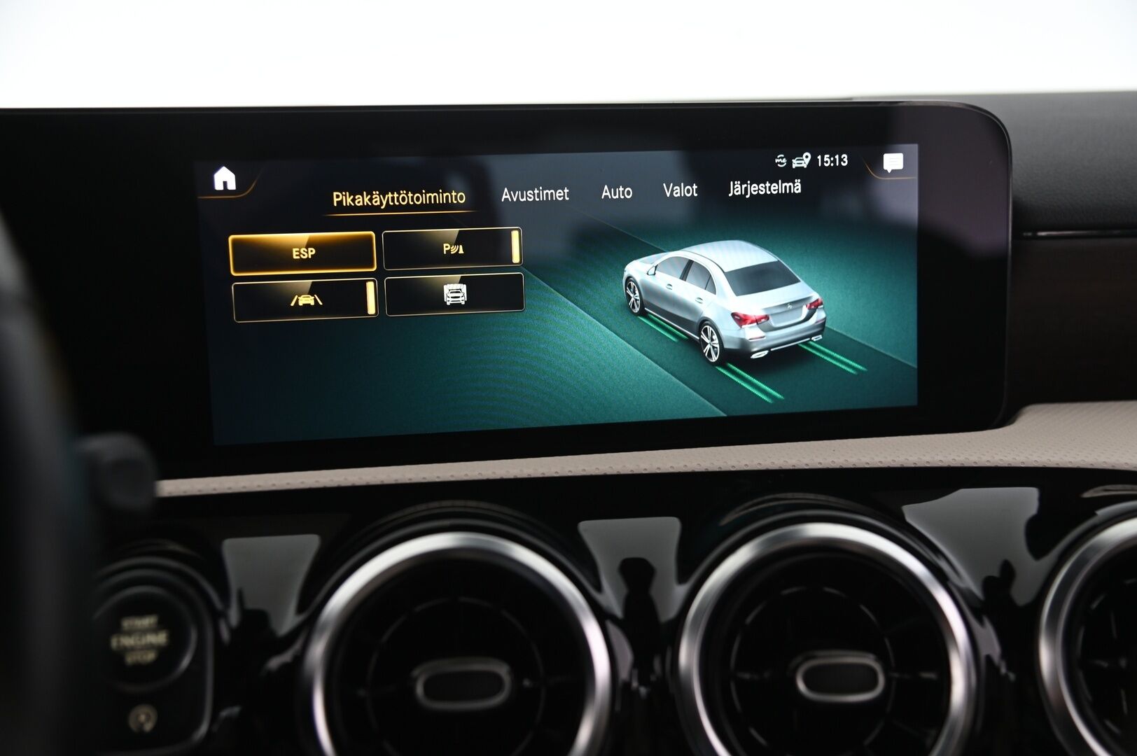 Mercedes-Benz A 2022 200 d 4MATIC A sedan Business - DTR+ | Peruutuskamera | Vetokoukku | Multibeam-LED | Suomi-auto | 2x renkaat&alumiinivanteet