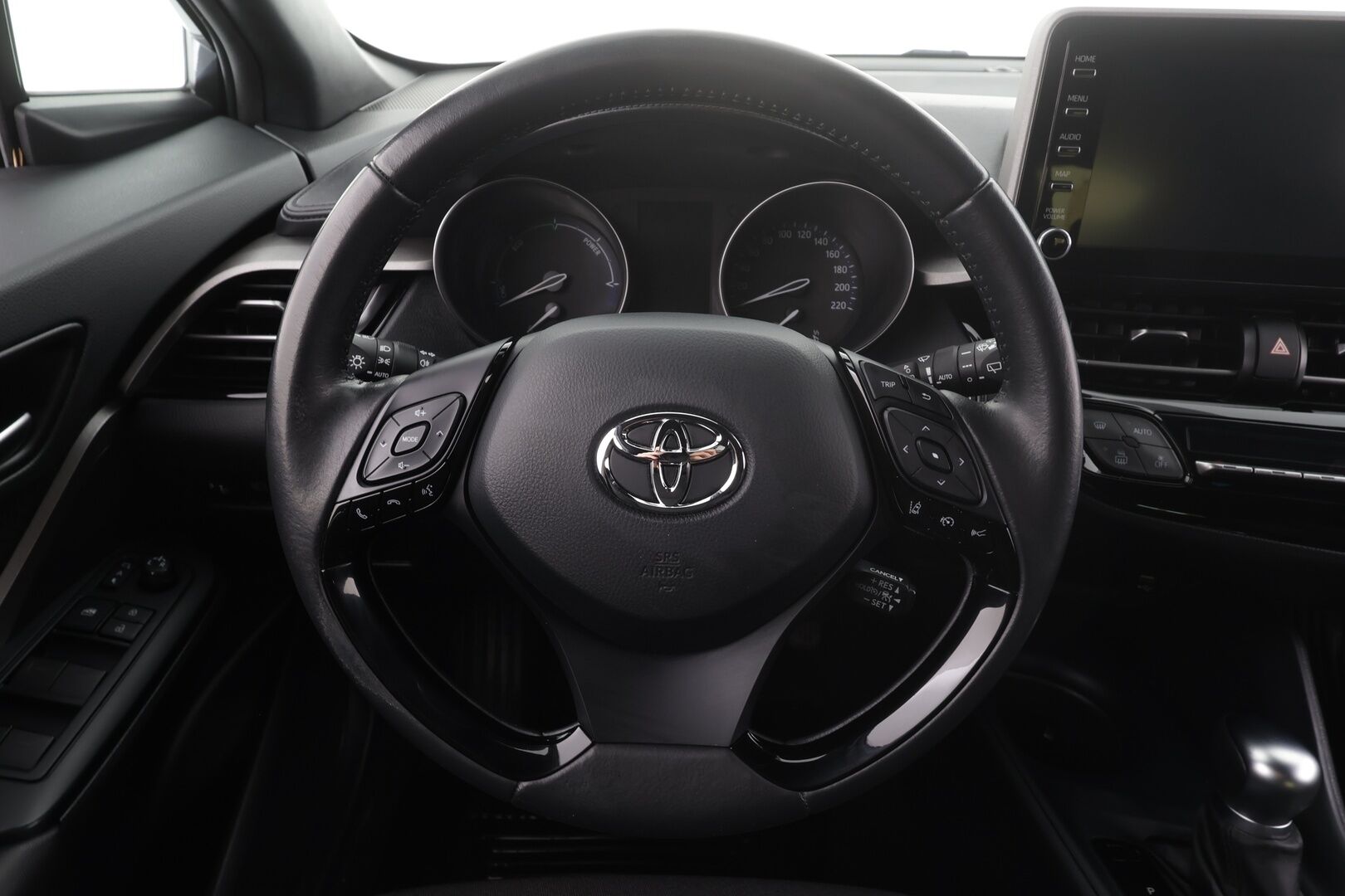 Toyota C-HR 2022 1,8 Hybrid Active Business * Webasto / ACC / P.kamera / LED / Navi / KeylessGo * - 1.Om Suomi-auto / Kahdet renkaat aluvanteilla 