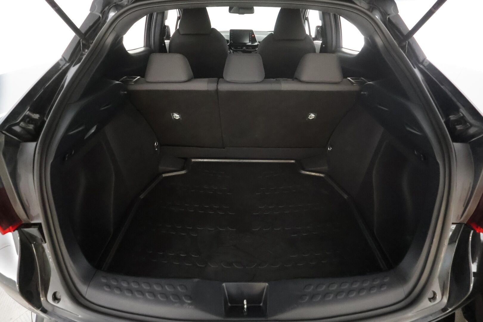 Toyota C-HR 2022 1,8 Hybrid Active Business * Webasto / ACC / P.kamera / LED / Navi / KeylessGo * - 1.Om Suomi-auto / Kahdet renkaat aluvanteilla 