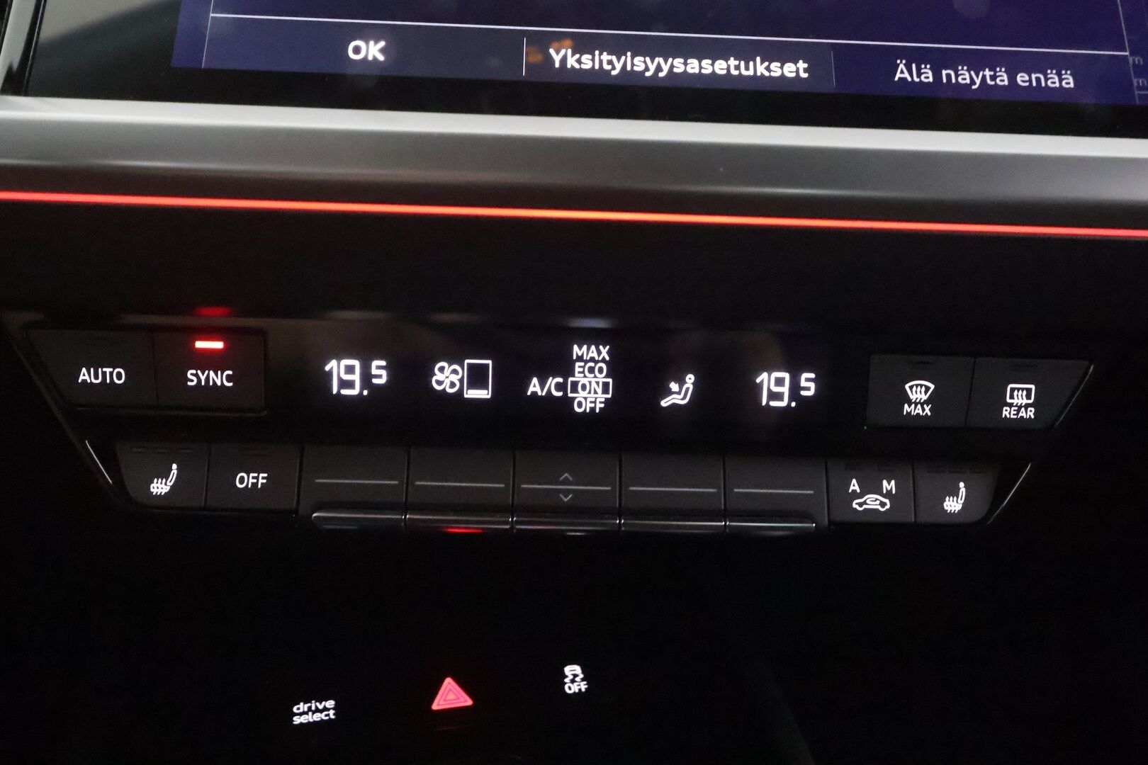 Audi Q4 e-tron 2022 Edition 40 e-tron S line - | ACC | HUD | ILP | Matrix | Sporttipenkit | Ambient | Audi Sound System | P.kamera | Side Assist | Keyless | Navi | 1-om suomiauto | Merkkihuollot |