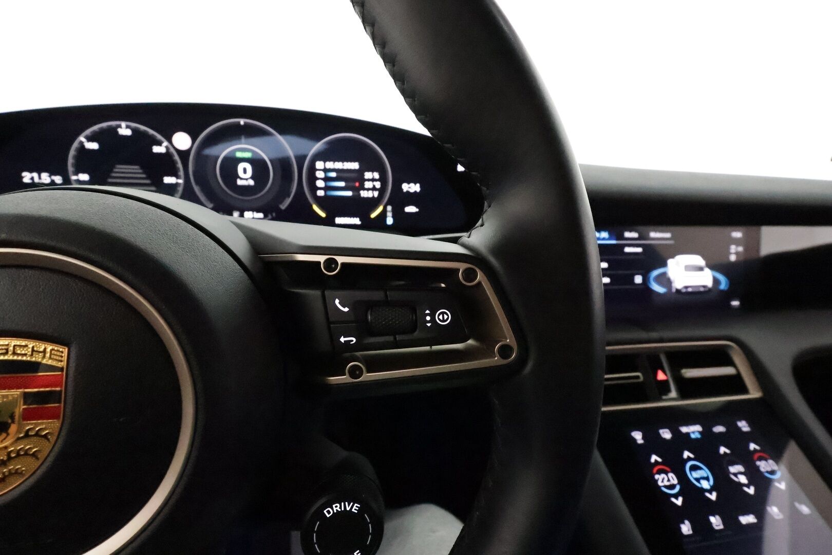 Porsche Taycan 2022 4 Cross Turismo **Adapt.Vakkari / 18-Suuntaiset istuimet / Digital-LED / 360° / Sporttinahat Muistilla / Sport Chrono ** - 2,99 % KORKOTARJOUS TÄHÄN AUTOON - Bose / Ilma-alusta / Suomi-auto / 2x Latauskaapelit / Kahdet Renkaat