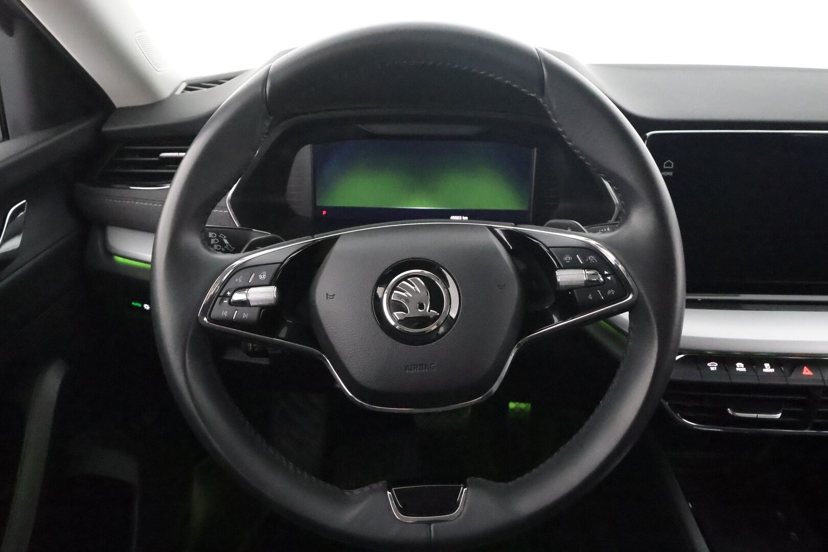 Skoda Octavia 2022 Combi 1.0 TSI Style eTEC DSG * ACC / P.kamera / Matrix LED / Webasto / Navi / Keyless / Sähköluukku * - 1.Om Suomi-auto / Kahdet renkaat aluvanteilla