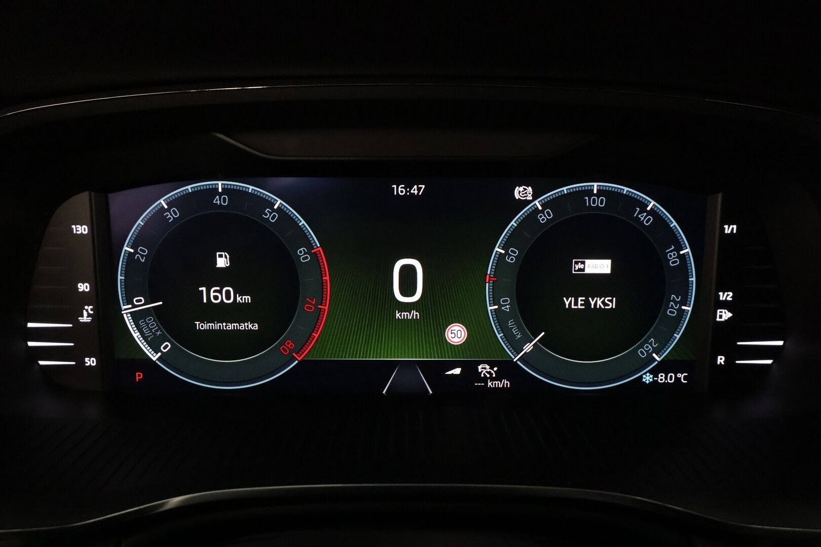 Skoda Octavia 2022 Combi 1.0 TSI Style eTEC DSG * ACC / P.kamera / Matrix LED / Webasto / Navi / Keyless / Sähköluukku * - 1.Om Suomi-auto / Kahdet renkaat aluvanteilla