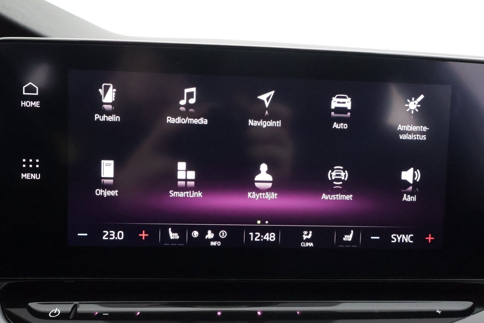 Skoda Octavia 2022 1.5 TSI Style eTEC DSG * ACC / Lohko / Koukku / Matrix-LED / P.Kamera /  Apple&Android / Keyless * - 1.Om Suomi-auto / Kahdet Renkaat