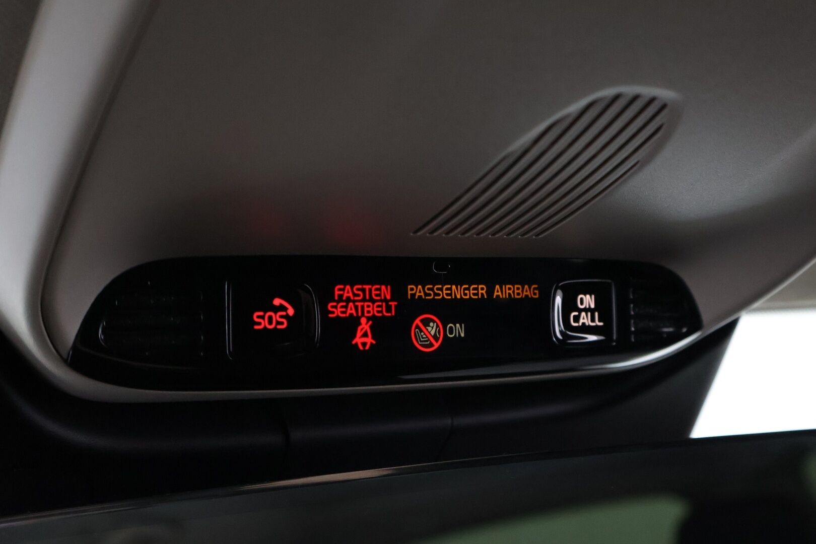Volvo V60 2022 B3 MHEV Business Edition DCT aut * Suomiauto / Webasto / Vetokoukku / High Perf Audio / Adapt.LED - Merkkihuollettu / Siisti yksilö / Juuri tullut Tampereelle!
