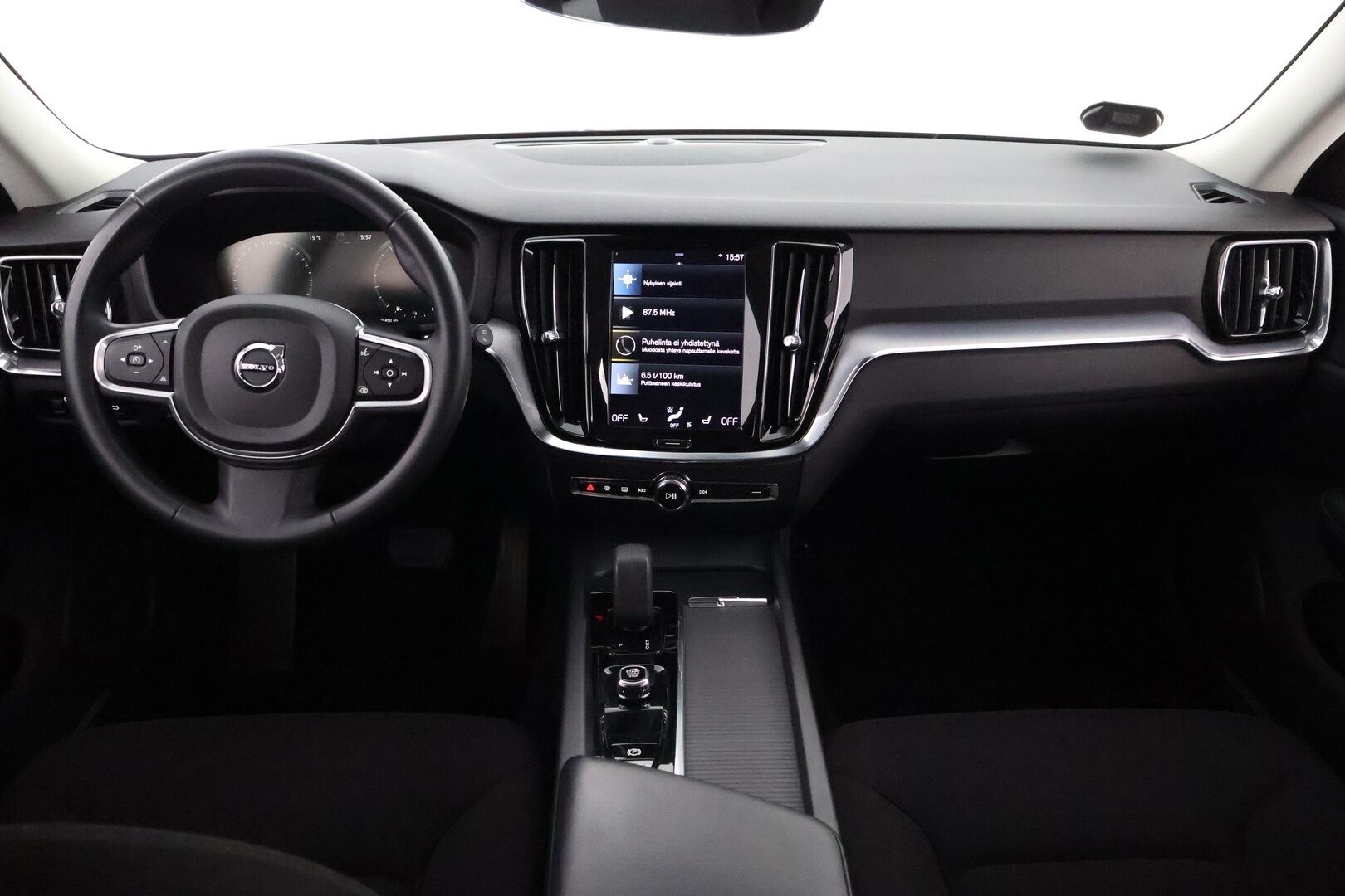 Volvo V60 2022 B3 MHEV Business Edition DCT aut * Suomiauto / Webasto / Vetokoukku / High Perf Audio / Adapt.LED - Merkkihuollettu / Siisti yksilö / Juuri tullut Tampereelle!