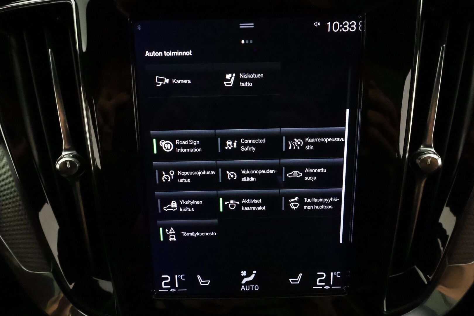 Volvo V60 2022 T8 TwE AWD Business R-Design Edition aut **Adapt.vakkari / Panorama / Muistipenkki / Full LED / Sporttipenkit / KeylessGo** - Suomi-auto / Kahdet renkaat aluvanteilla / High Performance Audio / Puolinahat / P.kamera / Penkinlämmittimet takana