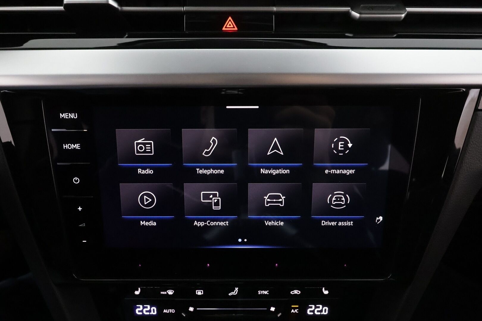 Volkswagen Arteon 2022 Shooting Brake R-Line eHybrid 160 kW DSG * ACC / P.kamera / Adapt.LED / Navi / KeylessGo / Webasto / Koukku * - HUD / Kahdet renkaat aluvanteilla / Merkkihuollettu