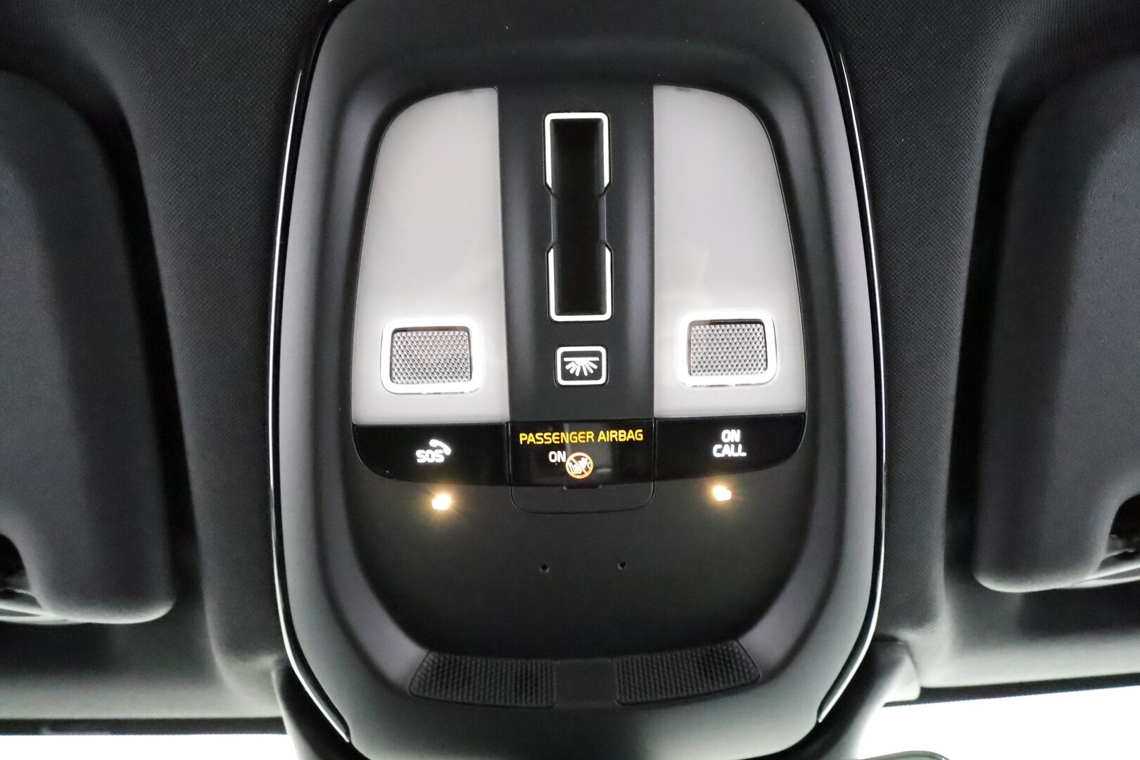 Volvo XC60 2022 T6 TwE AWD Business R-Design Edition aut - | ACC | Koukku | Webasto | H/K | Panorama | Muistipenkki | P.Kamera | LED | Puolinahat Sporttipenkit | Keyless | Apple&Android | 1.Om suomi-auto | Kahdet Renkaat | Merkkihuollettu |