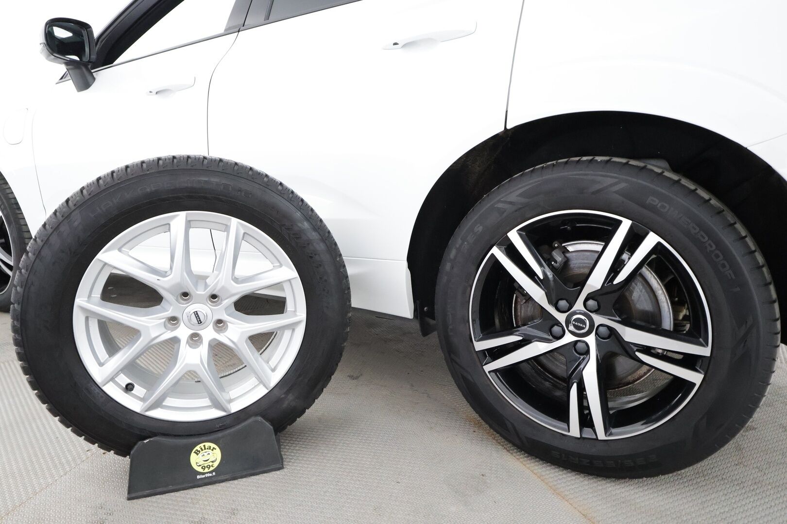 Volvo XC60 2022 T6 TwE AWD Business R-Design Edition aut - | ACC | Koukku | Webasto | H/K | Panorama | Muistipenkki | P.Kamera | LED | Puolinahat Sporttipenkit | Keyless | Apple&Android | 1.Om suomi-auto | Kahdet Renkaat | Merkkihuollettu |