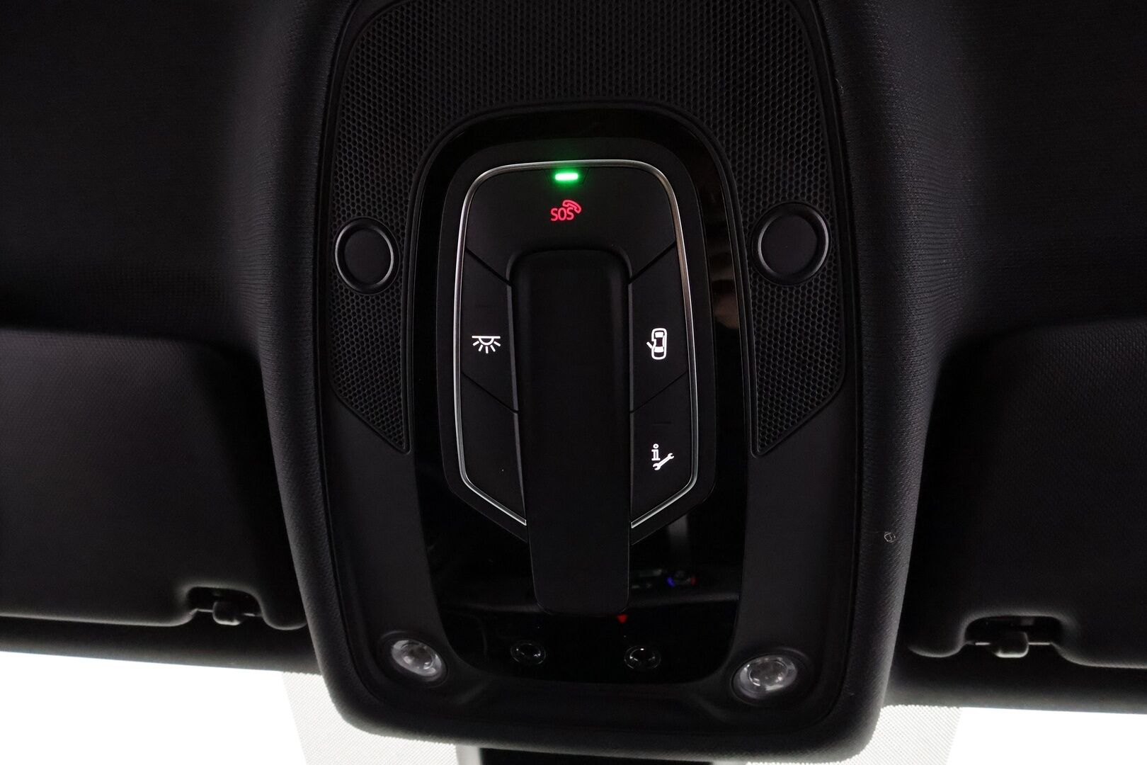 Audi A4 2022 Sedan Business 40 TDI 150 kW MHEV quattro * Webasto / Koukku / ACC / Matrix-LED / P.tutkat / Sportpenkit / Kaistavahti * - 1-om Suomi-auto / Kahdet renkaat - Osta nyt, maksa vasta ensi vuonna