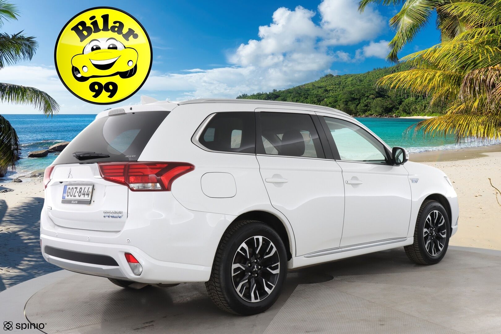 Mitsubishi OUTLANDER PHEV 2016 Instyle Navi Business 4WD 5P *Vakkari* / *Nahkapenkit*/ *Lämmitettävä ratti* - Sopu kilsat / Huippu varusteet / Juuri katsastettu!