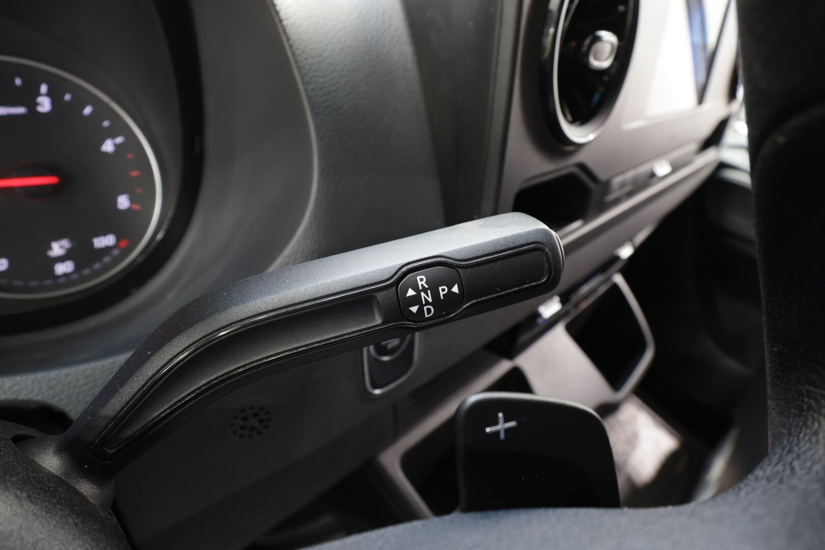 Mercedes-Benz Sprinter 2022 519CDI RWD-5,0/43AL pitkä A3 A C1 * Webasto / Koukku / Kaistavahti / Apple&Android / P.Kamera / Nahkaverhoilu * - 1-om Suomi-auto / Kahdet renkaat - HULLUT AVAJAISHULINAT KORKOTARJOUS 3,29 %