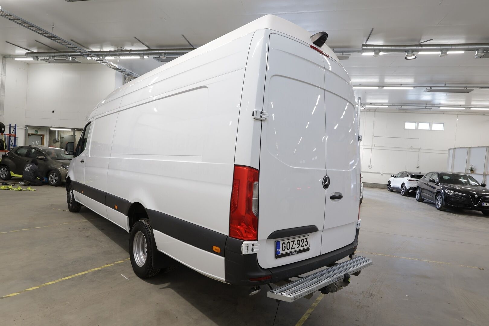 Mercedes-Benz Sprinter 2022 519CDI RWD-5,0/43AL pitkä A3 A C1 * Webasto / Koukku / Kaistavahti / Apple&Android / P.Kamera / Nahkaverhoilu * - 1-om Suomi-auto / Kahdet renkaat - HULLUT AVAJAISHULINAT KORKOTARJOUS 3,29 %